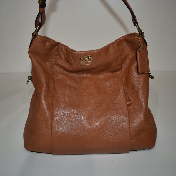 Coach Shoulder Bag - Picture 1 of 8